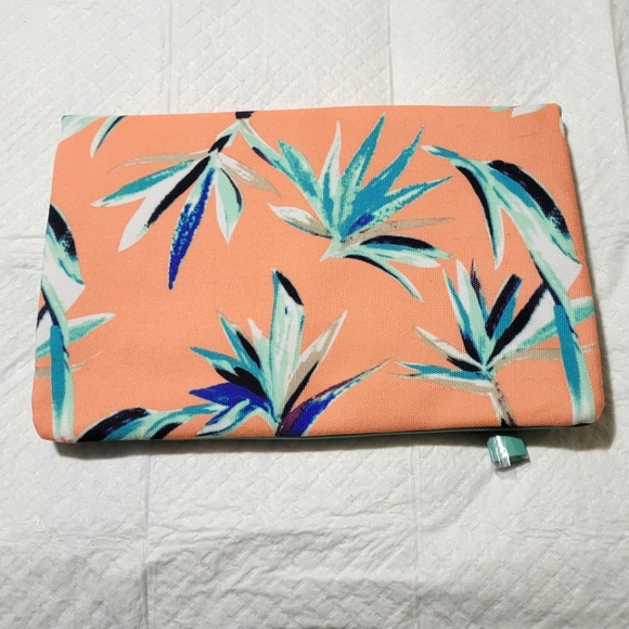 Rachel Pally Reversible Clutch, Brand new, MSRP $60 - Picture 2 of 8